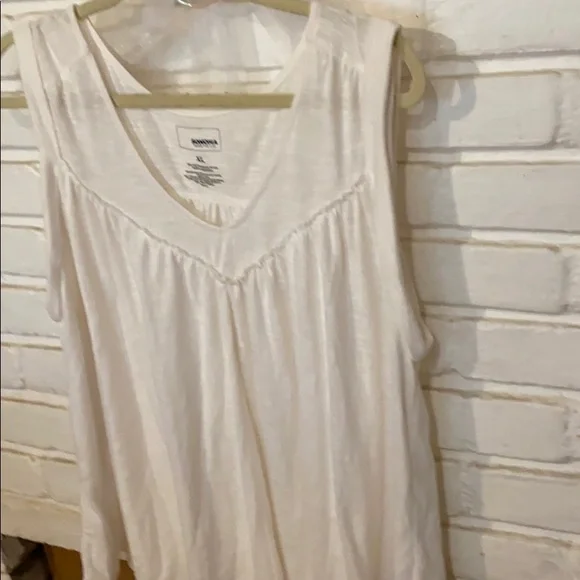 Tank top - Picture 3 of 3